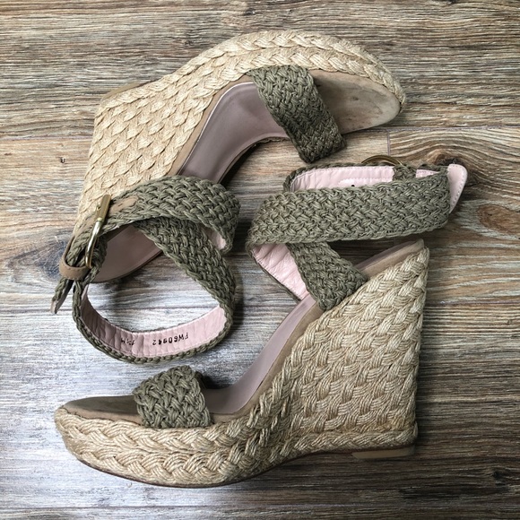 Stuart Weitzman Alex Crochet Wedges, Size 7.5 - Picture 4 of 9